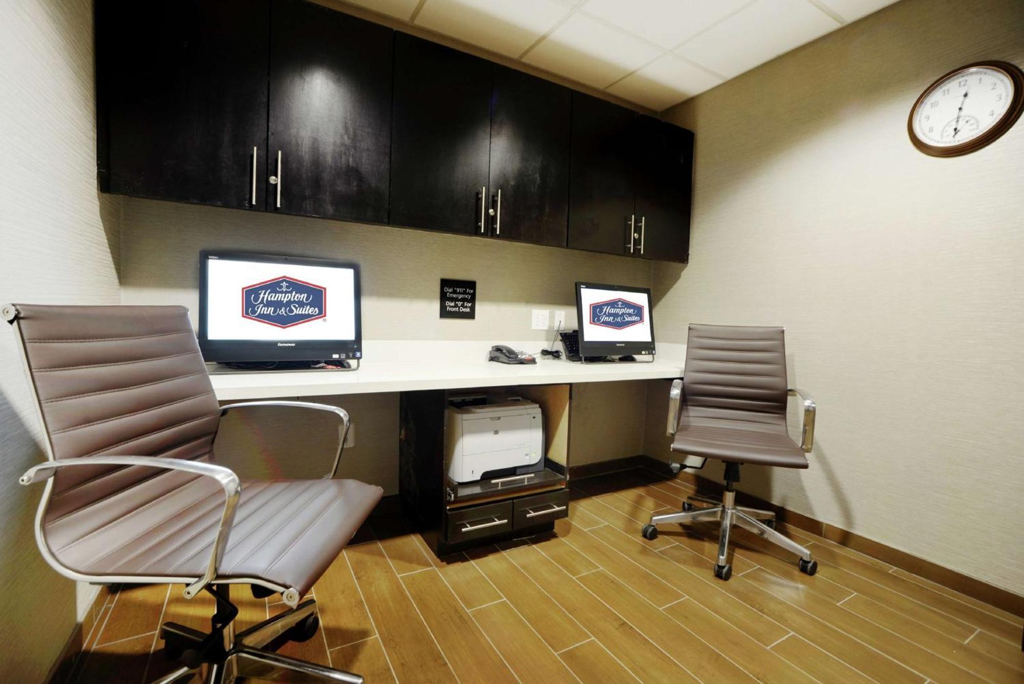 Hampton Inn & Suites Ponca City Экстерьер фото